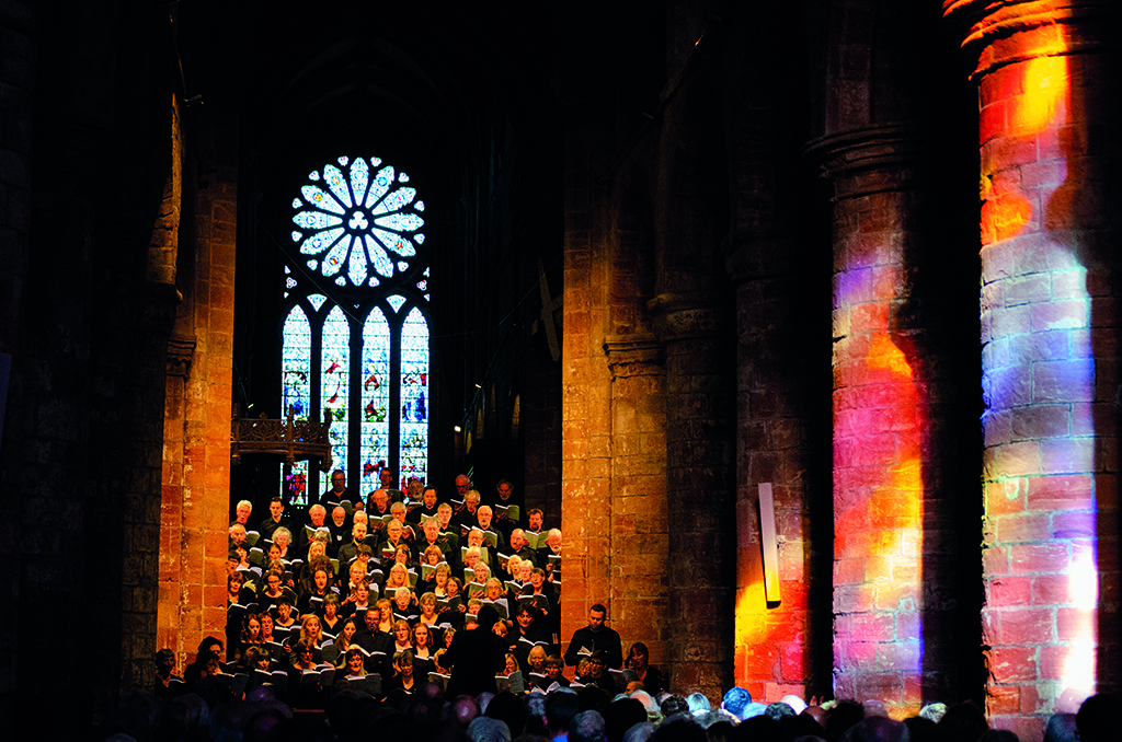 Sonoro with the St Magnus Festival Chorus